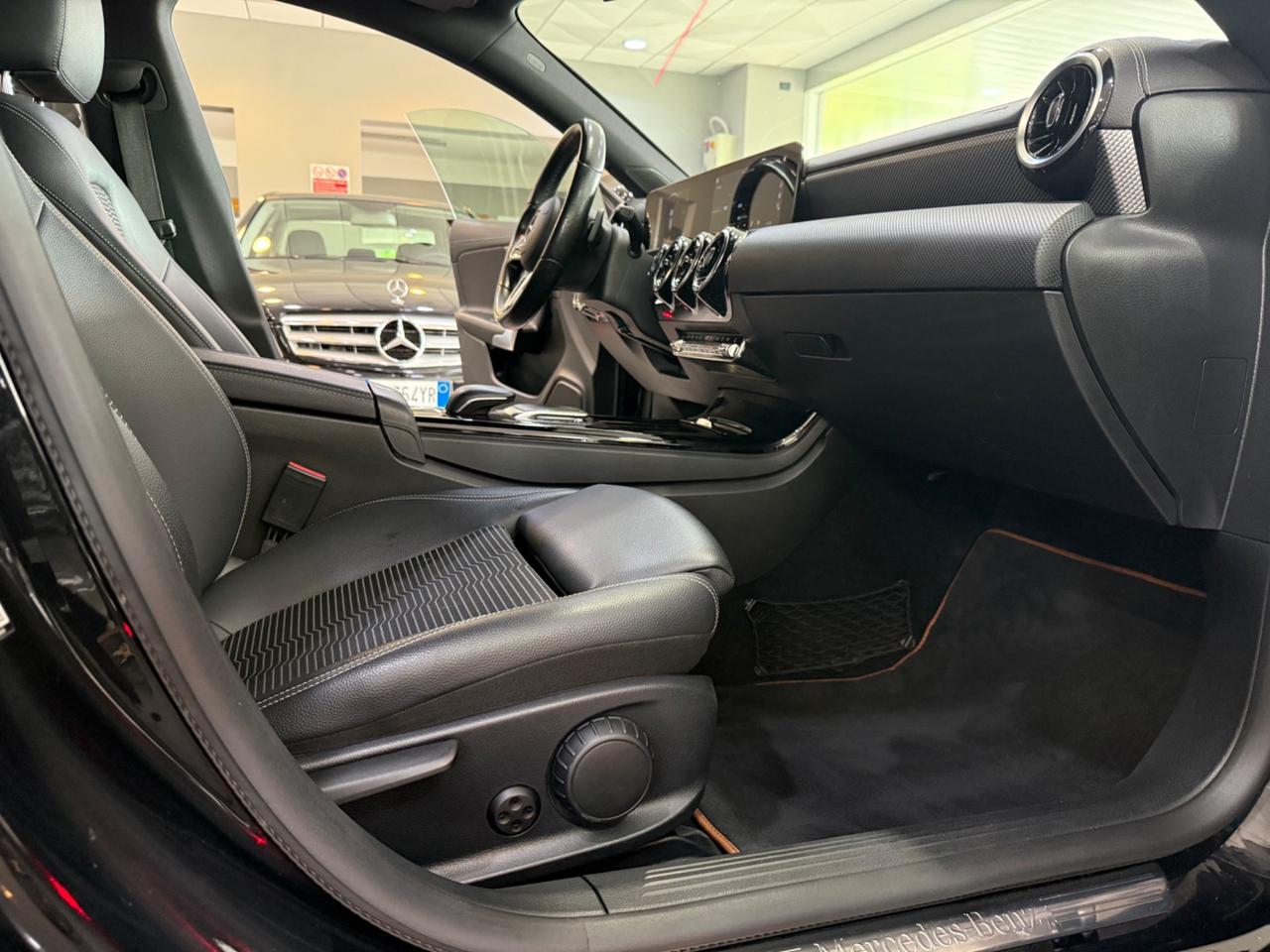 Mercedes-benz CLA 200 d Business auto 98.000KM!!