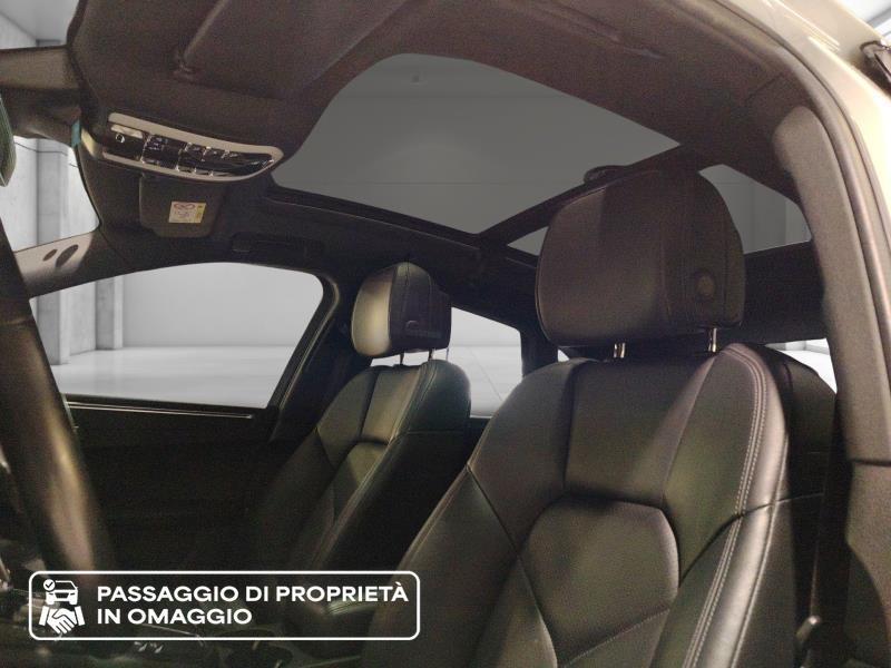 Porsche Macan 2.0 PDK