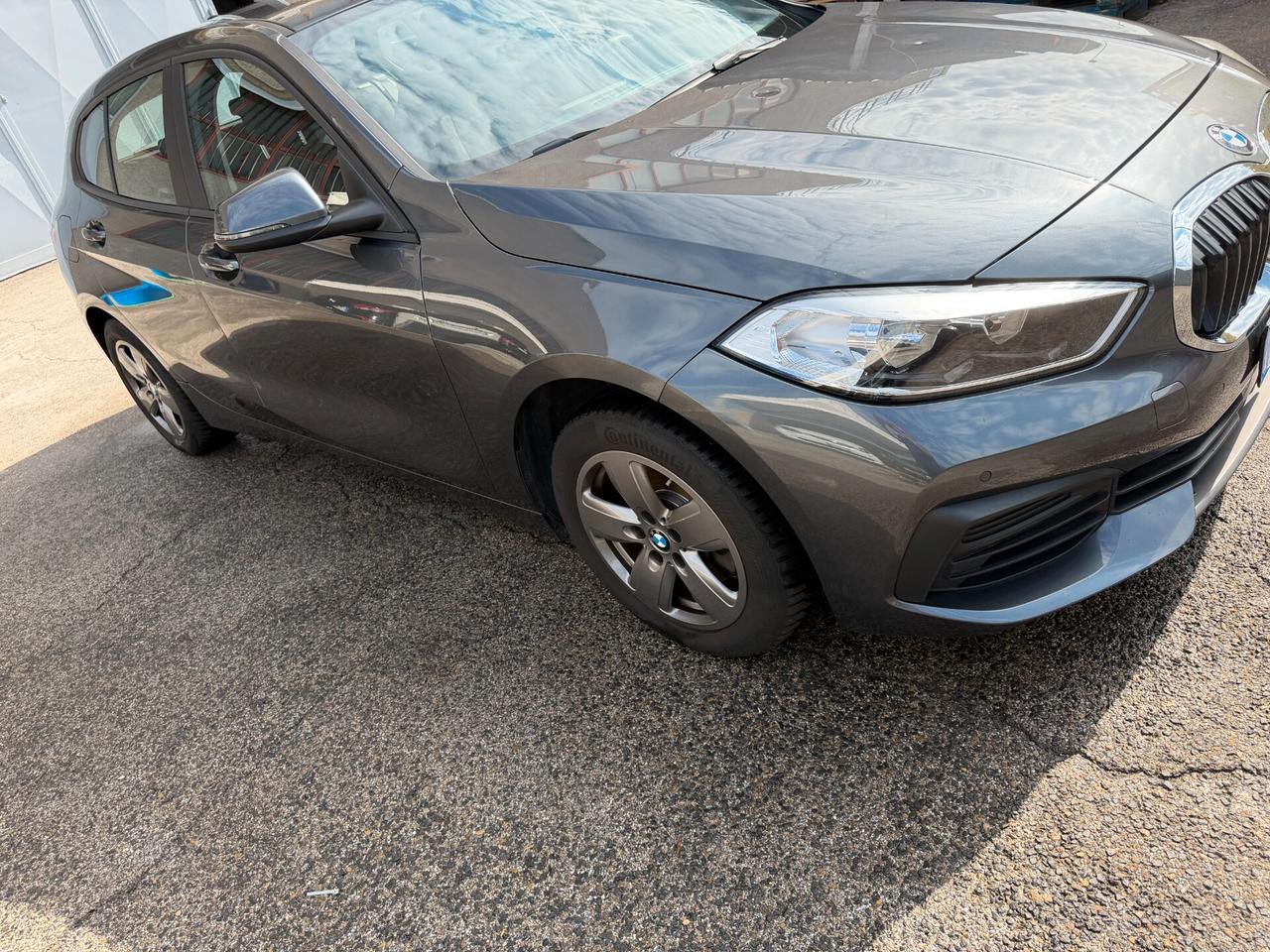 Bmw 116 116d 5p. Business Advantage