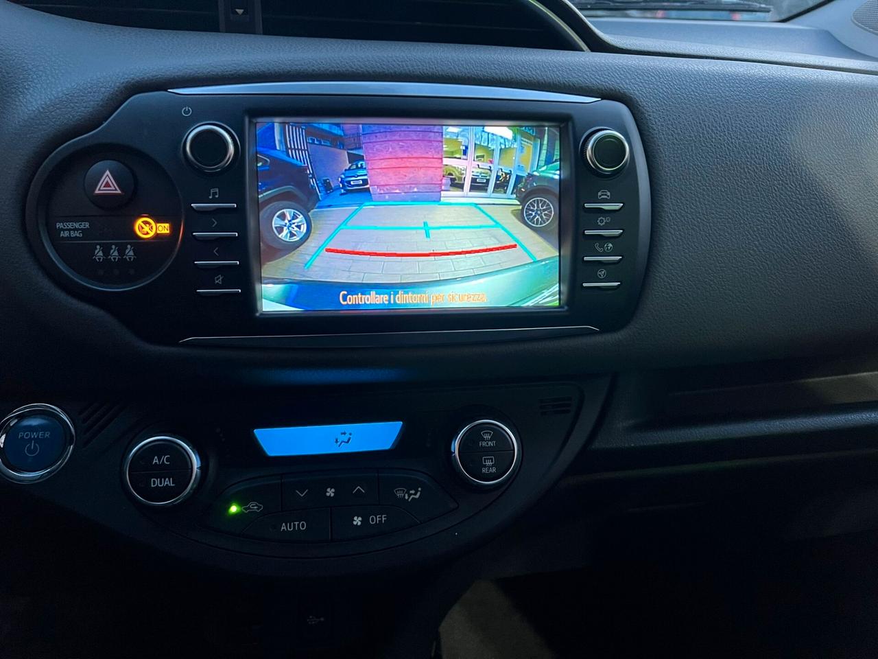 Toyota Yaris 1.5 Hybrid 5 porte Active