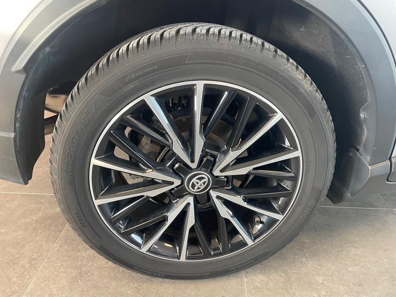 Toyota C-HR 1.8 Hybrid E-CVT Lounge