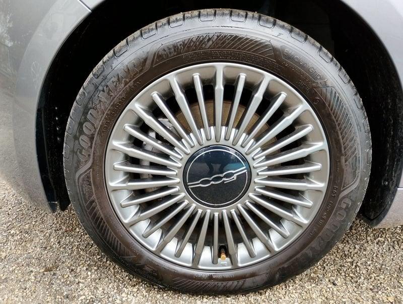 FIAT 500 500e Berlina 42 kWh Icon
