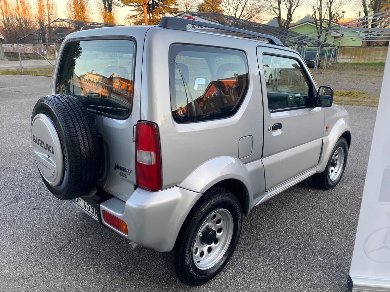 Suzuki Jimny 1.3i 16V cat 4WD JLX