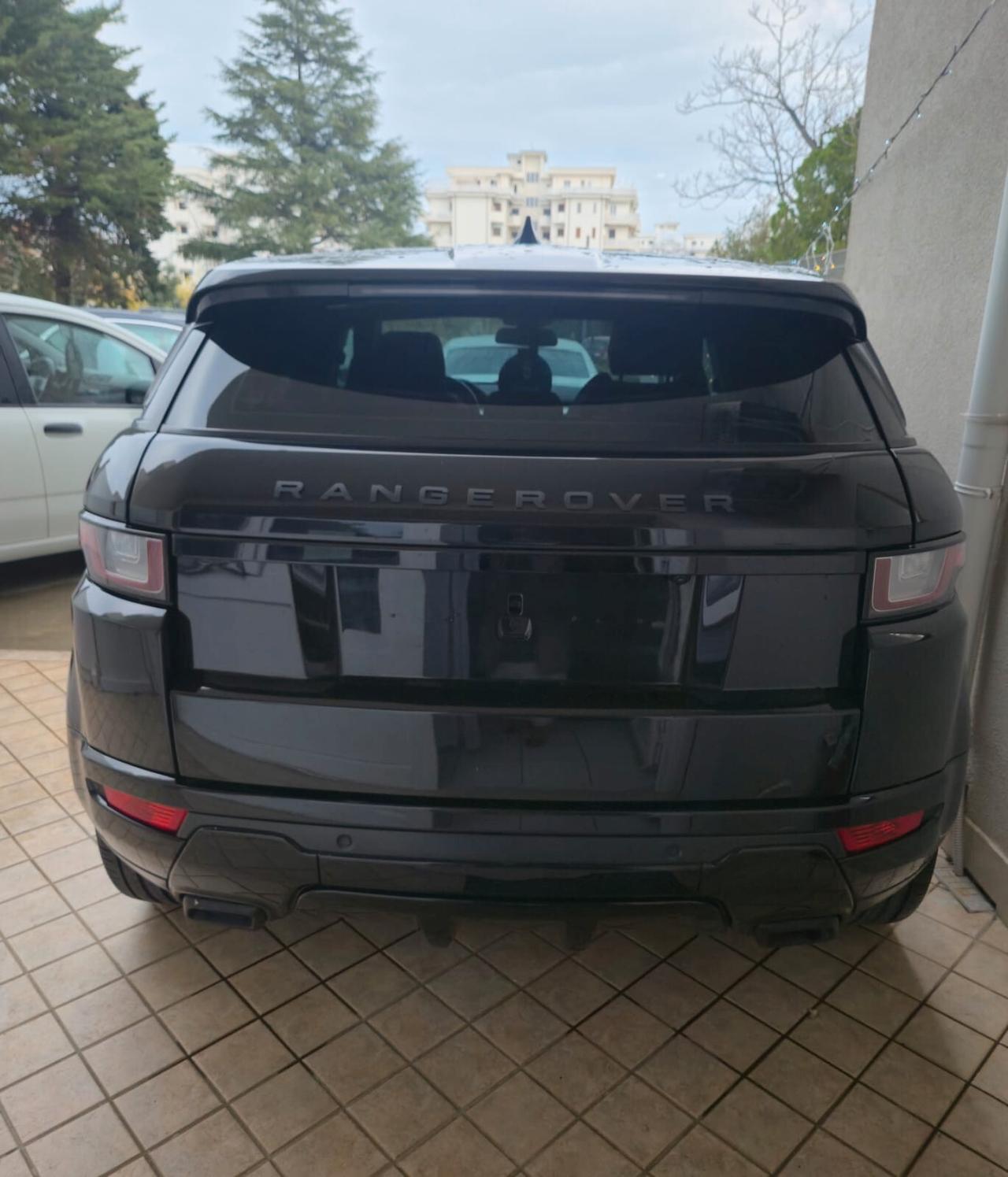 Land Rover Range Evoque 2.0 TD4 180 CV 5p. SE Dynamic