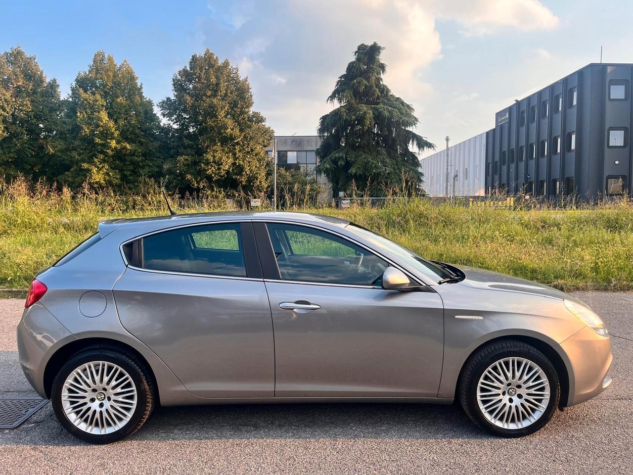 Alfa Romeo Giulietta 1.4 Turbo MultiAir Distinctive