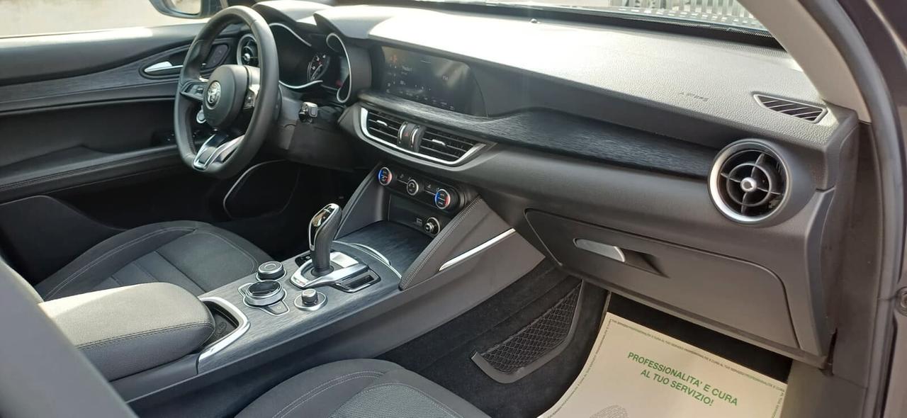 Alfa Romeo Stelvio 2.2 Turbodiesel 160 CV AT8 RWD Business