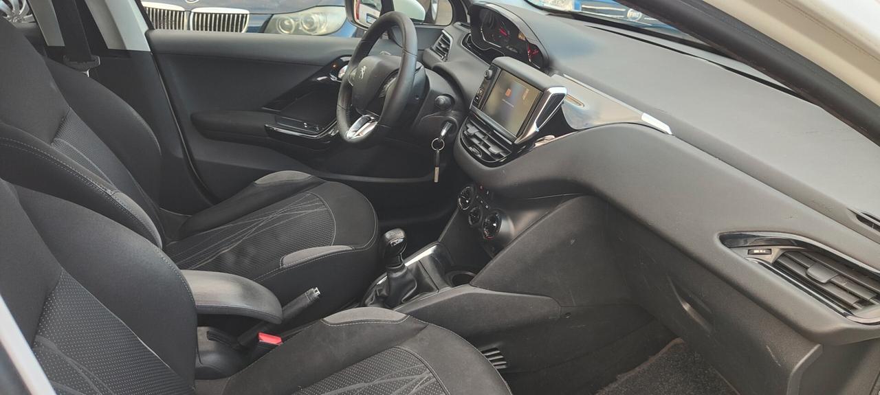 Peugeot 208 1.4 HDi 68 CV 5 porte Active