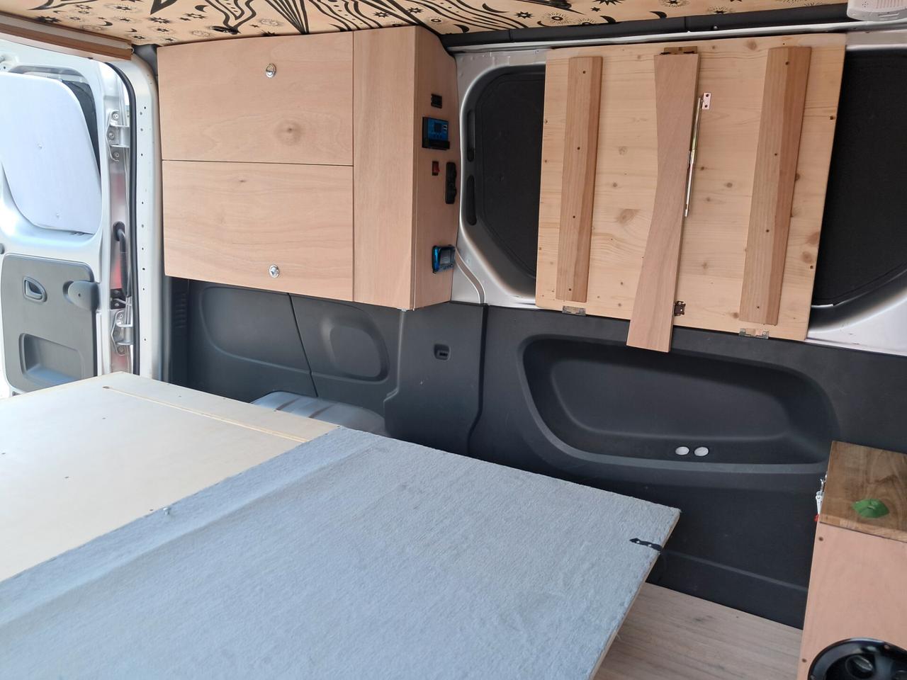 OPEL VIVARO 1.6 CDTI 140 CV AUTOCARRO 3 POSTI CAMPERIZZATO