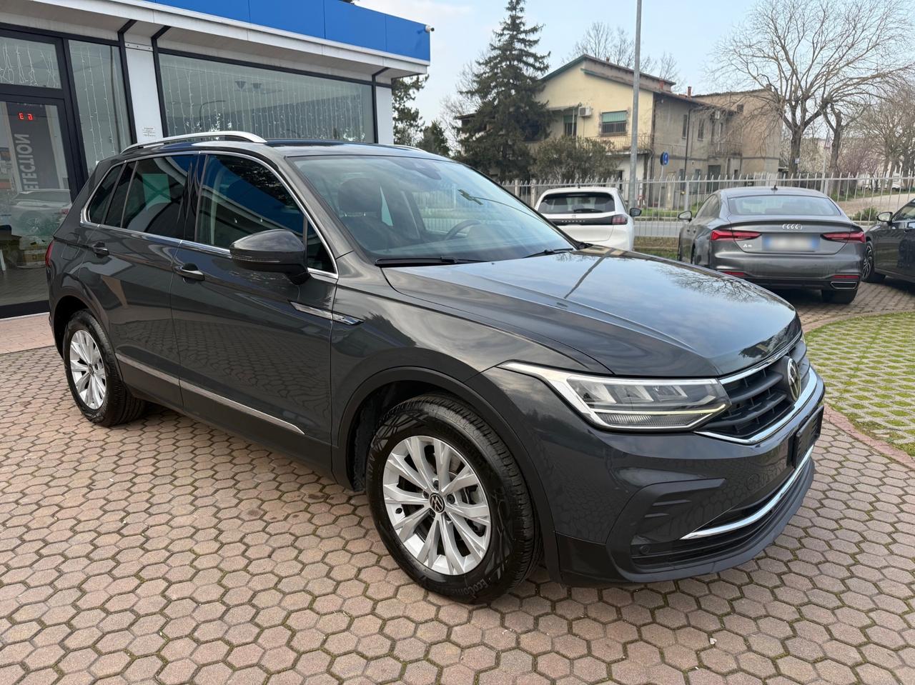 Tiguan 2.0 TDI 150 CV SCR DSG Life