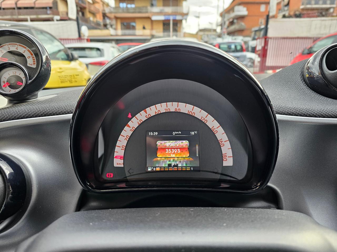 Smart ForFour 90 0.9 Turbo twinamic Passion SENSORI TAGL UFF LED