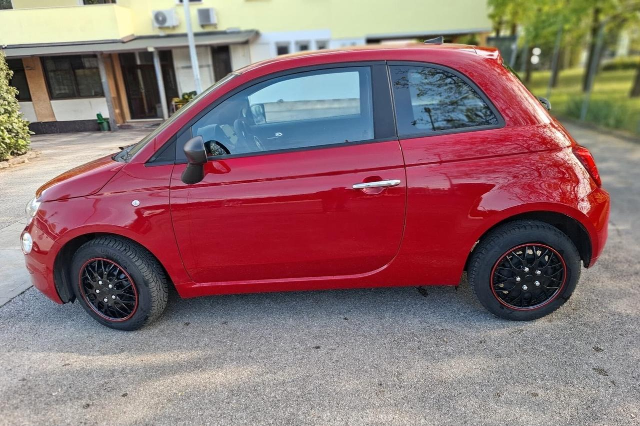 Fiat 500 1.0 Hybrid adatta a neopatentati