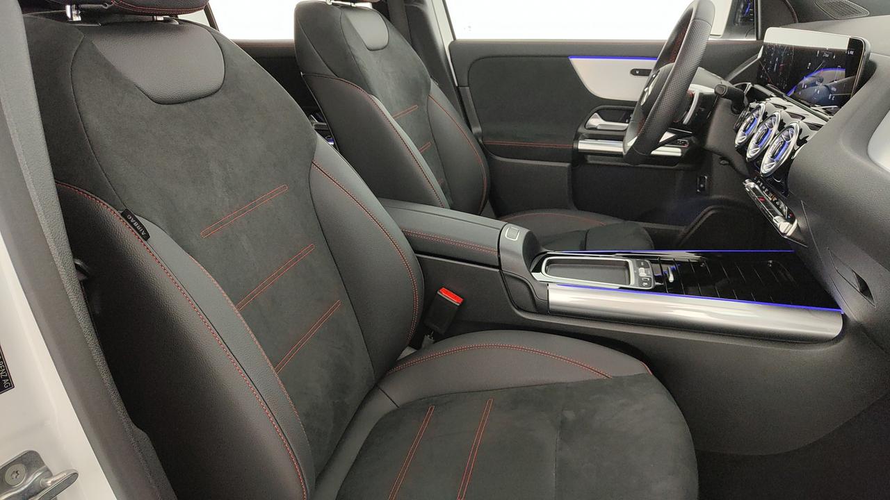 Mercedes-Benz GLA 200 d automatic