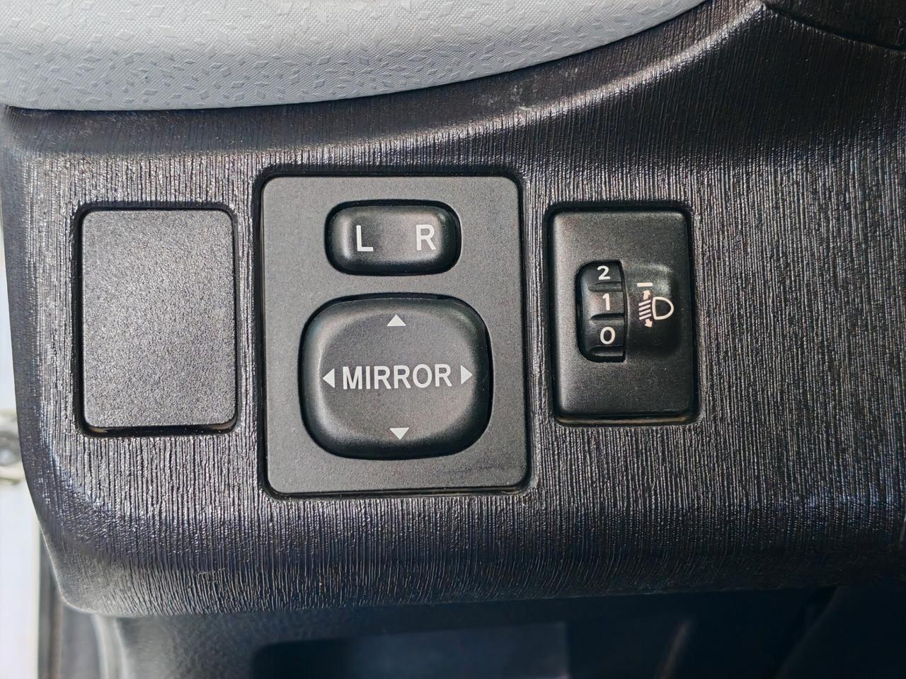 Toyota Yaris 1.5 Hybrid 100 cv Lounge CVT