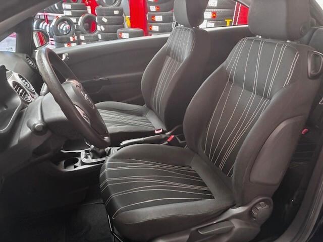 Opel Corsa 1.2 3 porte Enjoy