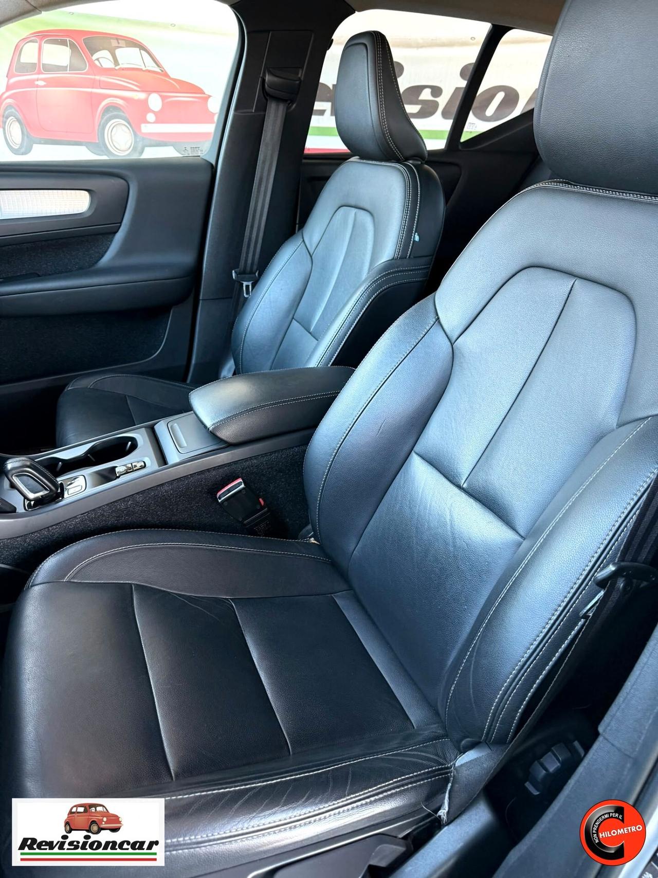 Volvo XC40 D4 AWD Geartronic Momentum