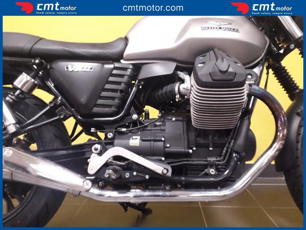 Moto Guzzi V7 - 2015