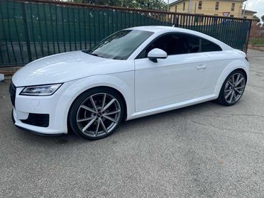 AUDI TT Coupé 2.0 TFSI S tronic S line