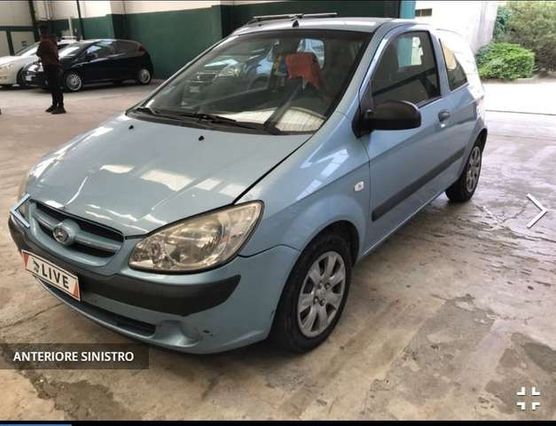 Hyundai Getz Getz 3P 1.1 12v Style Red/Blue