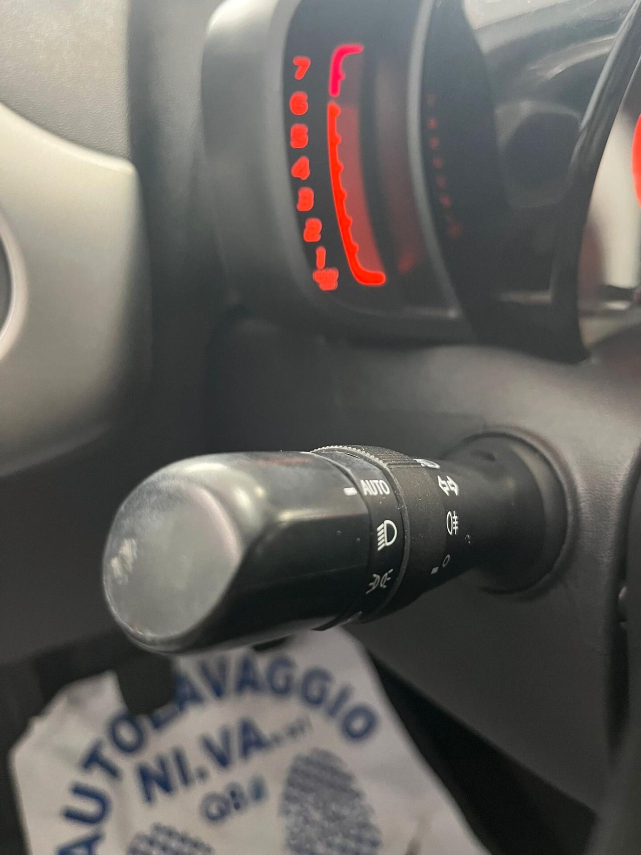 Toyota Aygo 1.0 VVT-i 69 CV 5 porte x-black