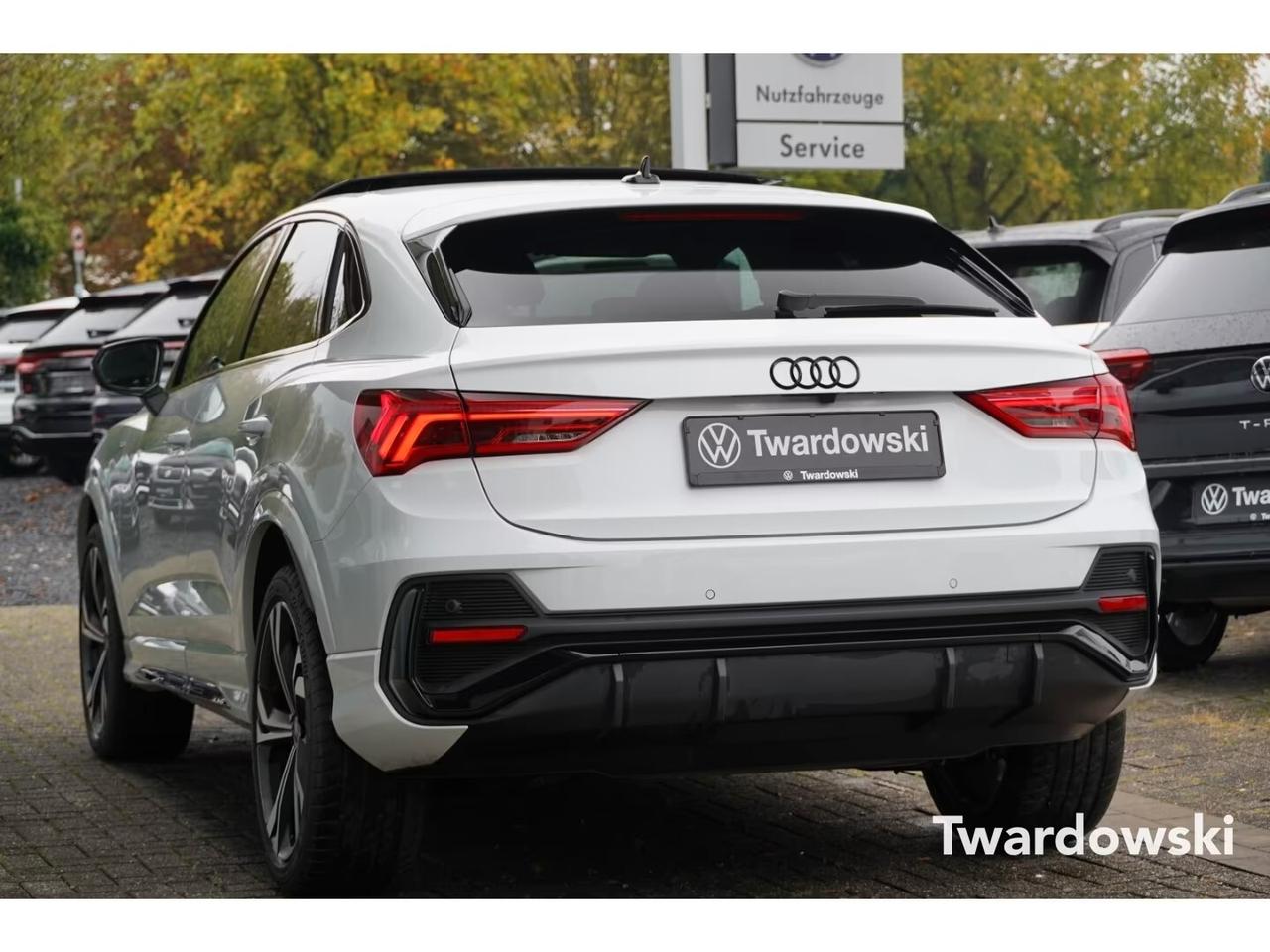 AUDI*Q3*SPORTBACK*35TFSI*S-TRONIC*S-LINE*KEYLESS*MATRIX*TETTO*ACC*20"*