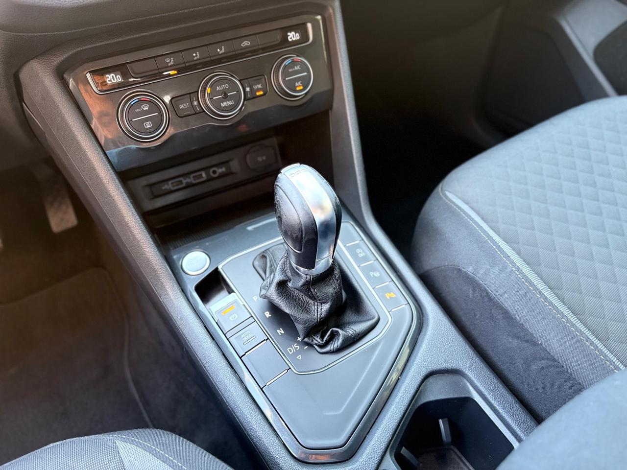 Volkswagen Tiguan 2.0 TDI DSG R-Line FULL/LED/NAV