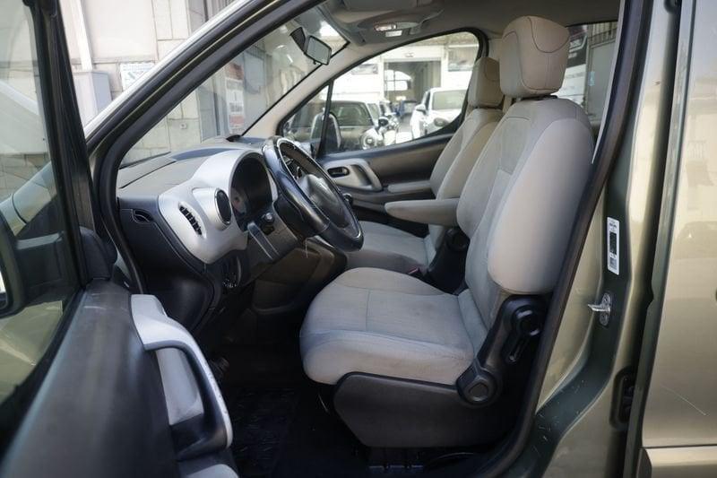 Peugeot Partner Peugeot Partner Tepee 1.6 hdi Premium 90cv 66KW ANNO 2011