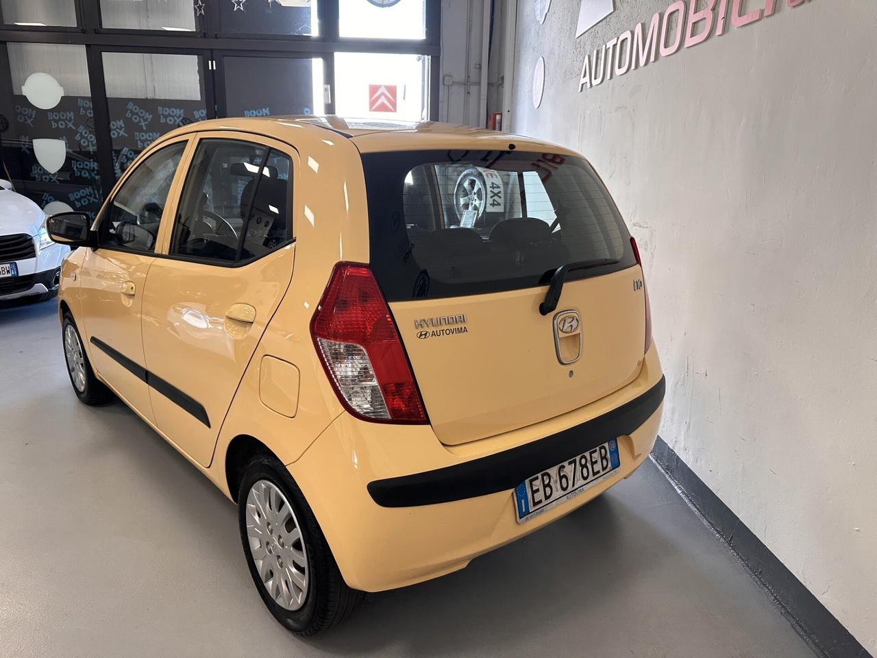 HYUNDAI I 10 1.1 BENZINA CAMBIO AUTOMATICO (78000 MILA KM )