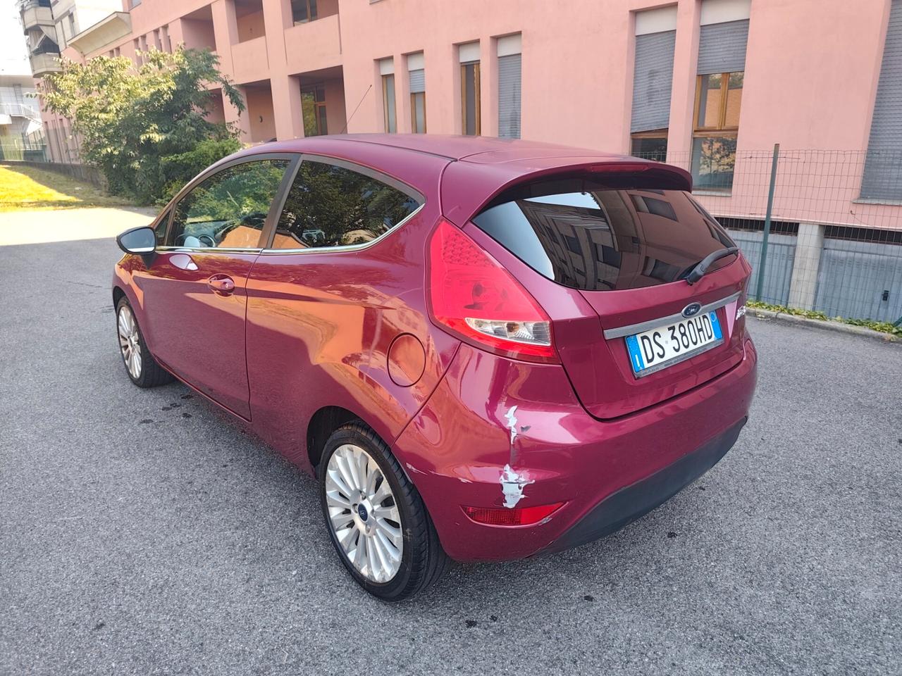 Ford Fiesta 1.2 Benz 82CV 3 porte Titanium
