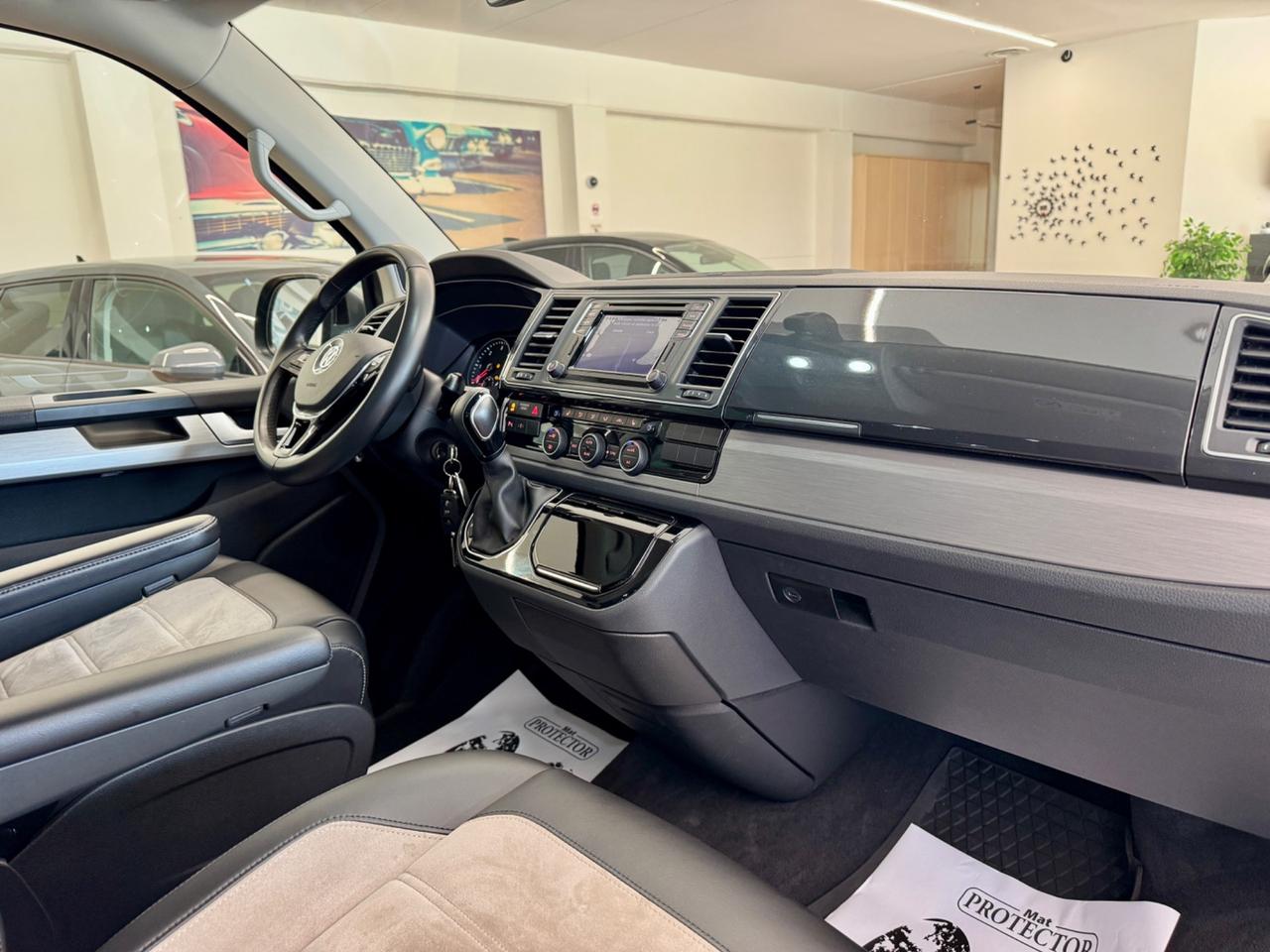 Volkswagen Multivan 2.0 TDI 204CV DSG Bulli 70
