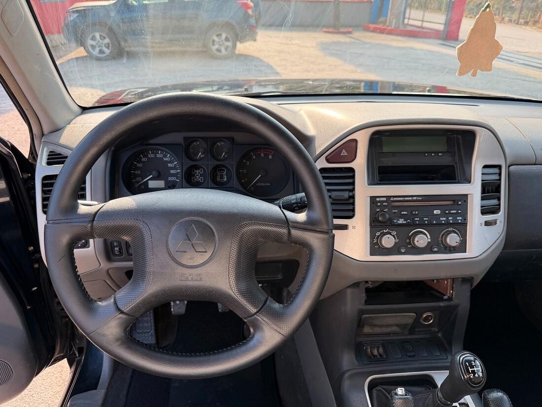 Mitsubishi Pajero 3.2 16V DI-D 3p. Instyle
