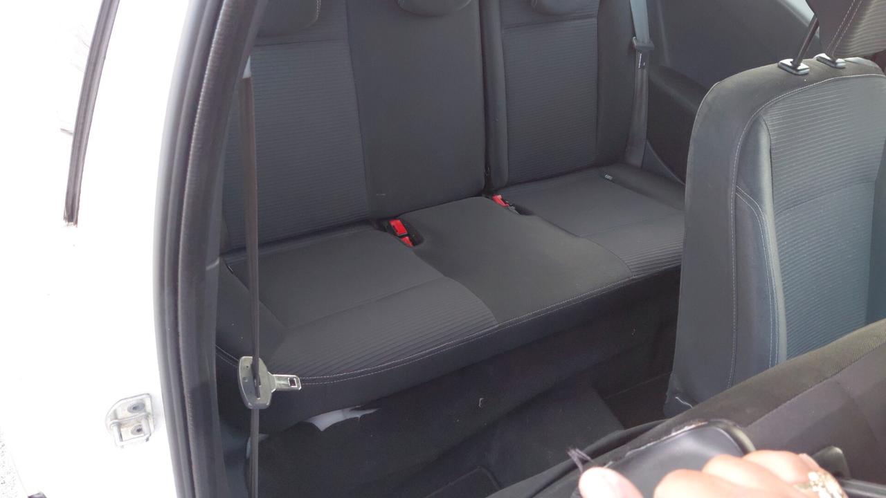 Renault Clio 1.2 16V 3 porte Dynamique