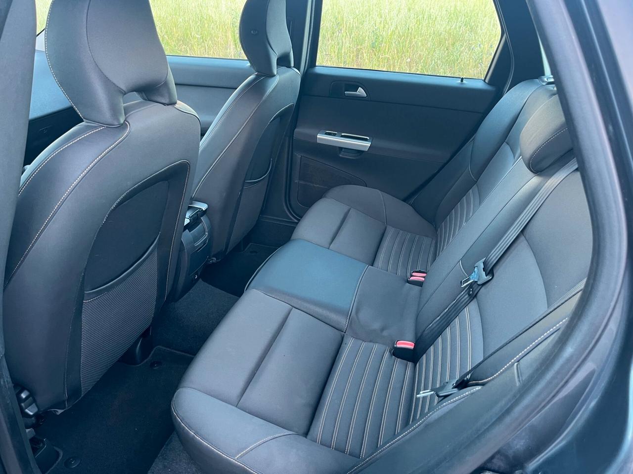Volvo V50 D2 Momentum
