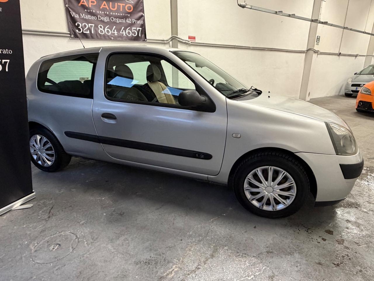 Renault Clio Storia 1.2 16V 3 porte Dynamique
