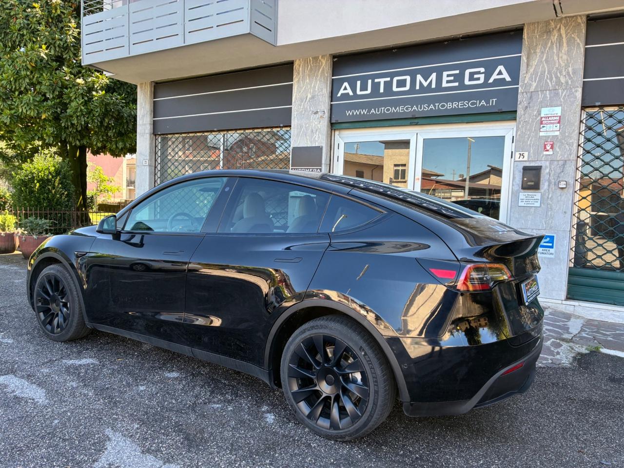 Tesla Model Y Long Range Dual Motor Aziendale