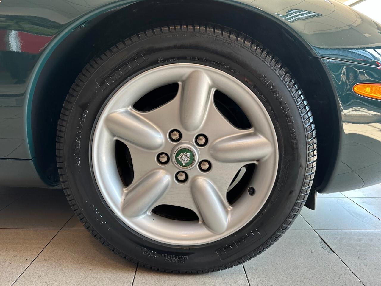JAGUAR XK8 COUPE' UNICOPROP. PARI AL NUOVO ISCRITTO ASI