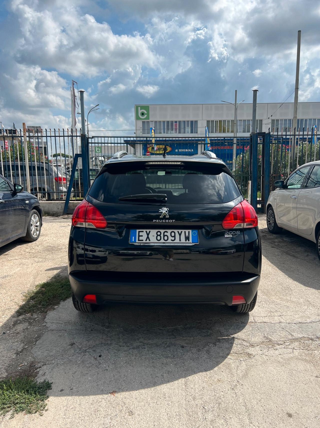 Peugeot 2008 1.6 e-HDi 92 CV Stop&Start Urban Cross