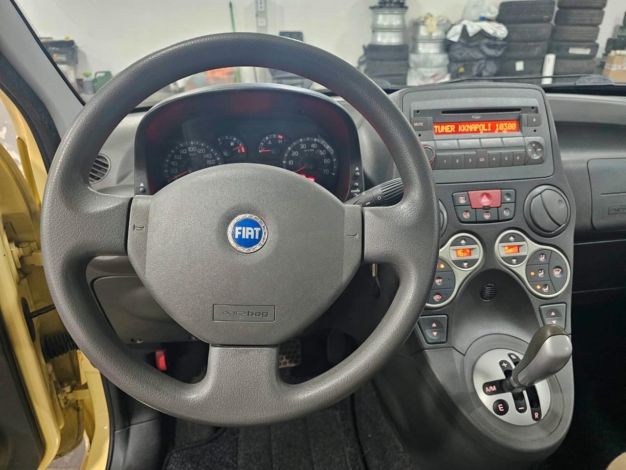 NUOVA FIAT PANDA EMOTION 1.2 DUALOGIC BENZ/GPL 60CV - CAMBIO AUTOMATICO