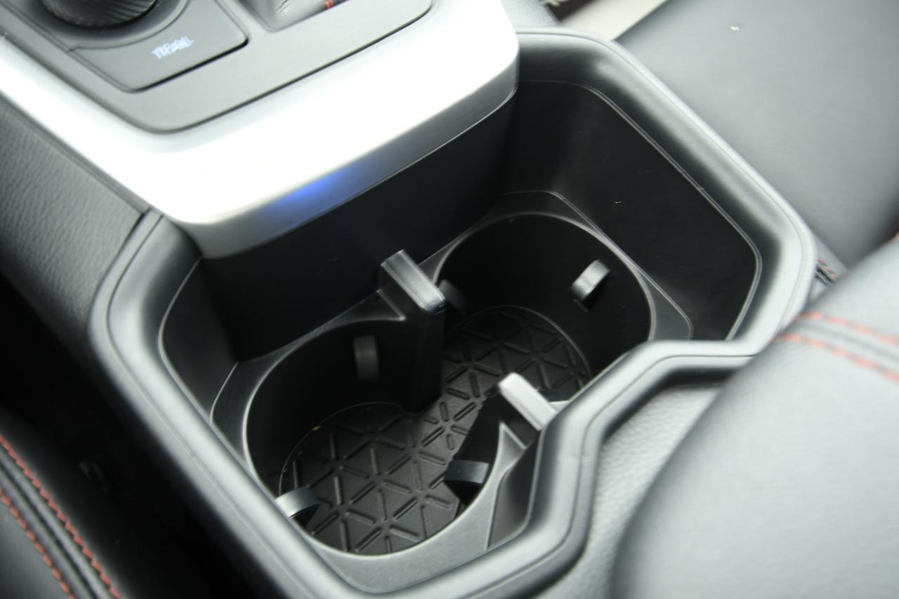 TOYOTA Rav4 2.5 vvt-ie phev More Dynamic awd-i e-cvt CAMERA+ACC