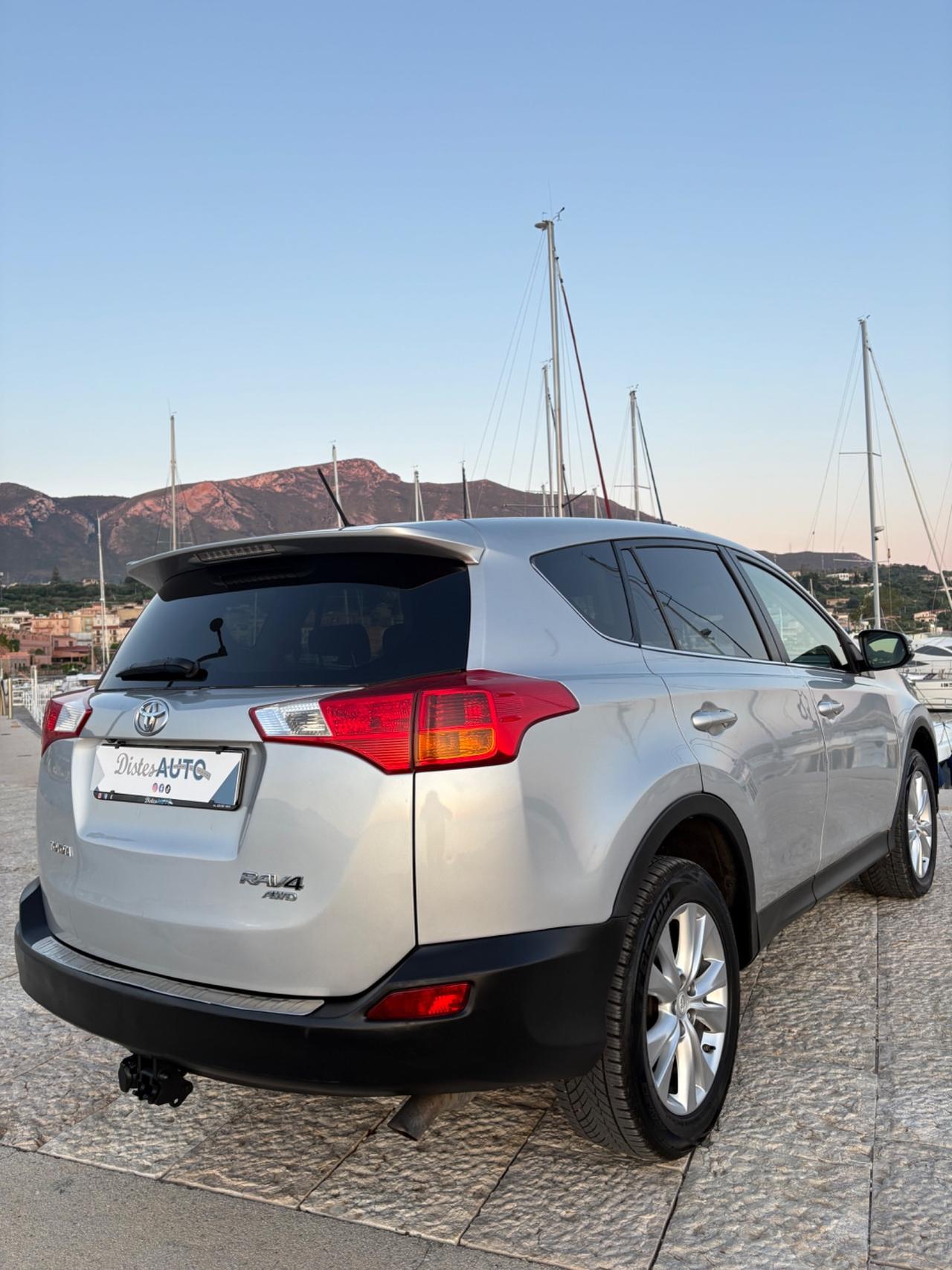 Toyota RAV 4 RAV4 2.2 D-4D 4WD Lounge