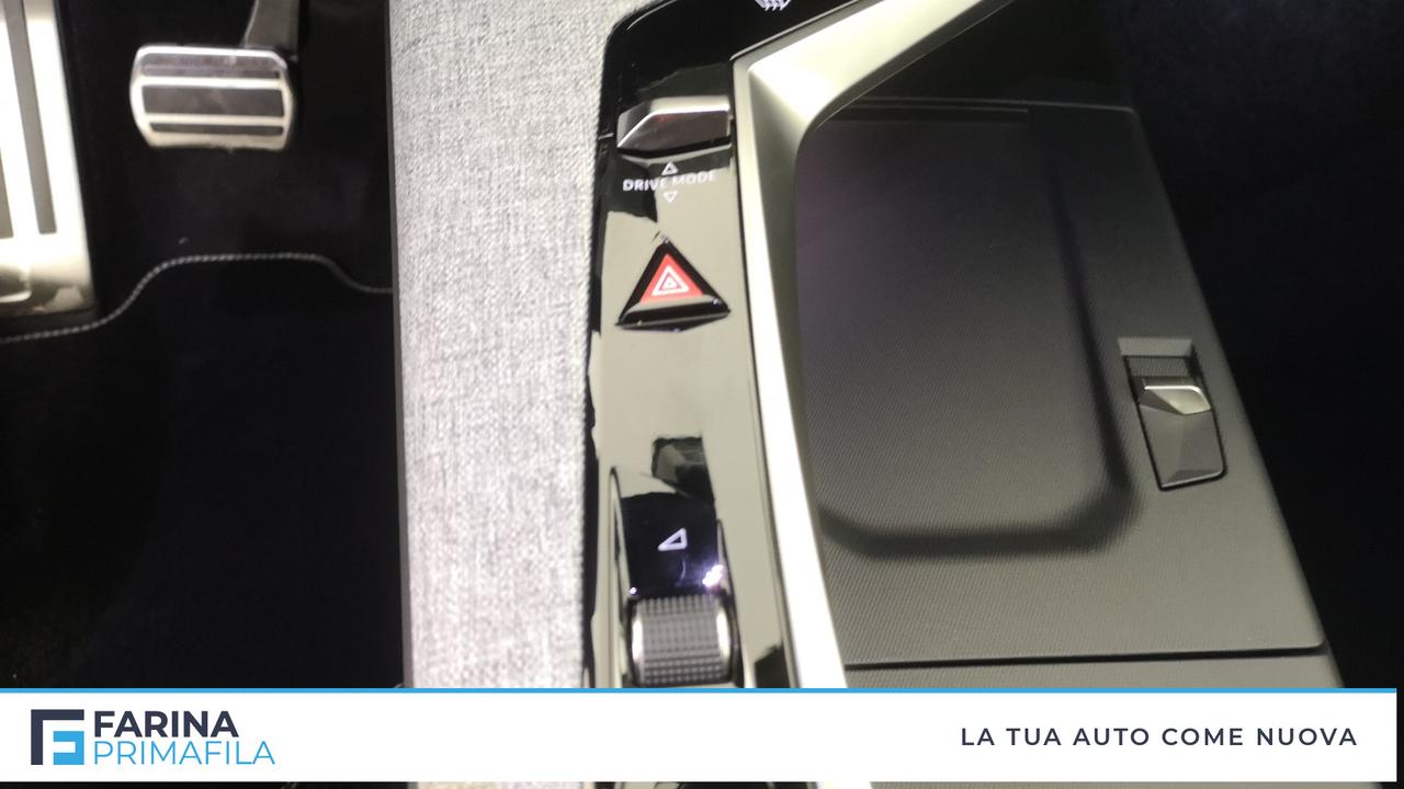 PEUGEOT Nuovo 5008 Hybrid 136 e-DCS6 GT