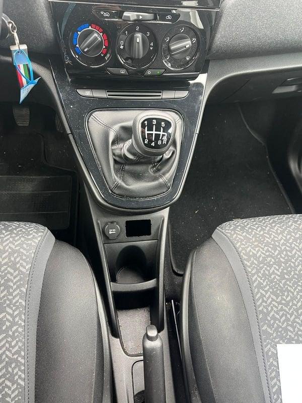 Lancia Ypsilon Ypsilon 1.0 FireFly 5 porte S&S Hybrid Silver Plus