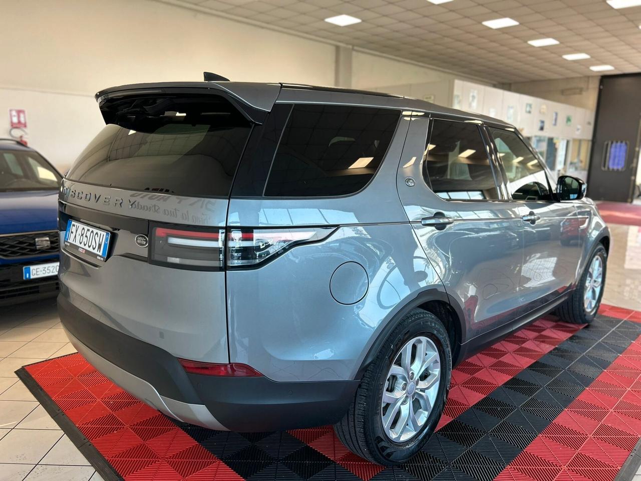 Land Rover Discovery 2.0 SD4 240 CV SE 7 POSTI