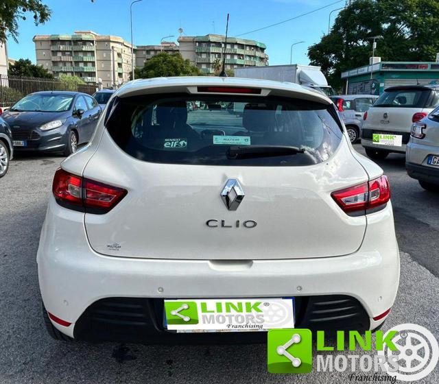 RENAULT Clio 1.2 75CV 5 porte Zen PER NEOPATENTATI