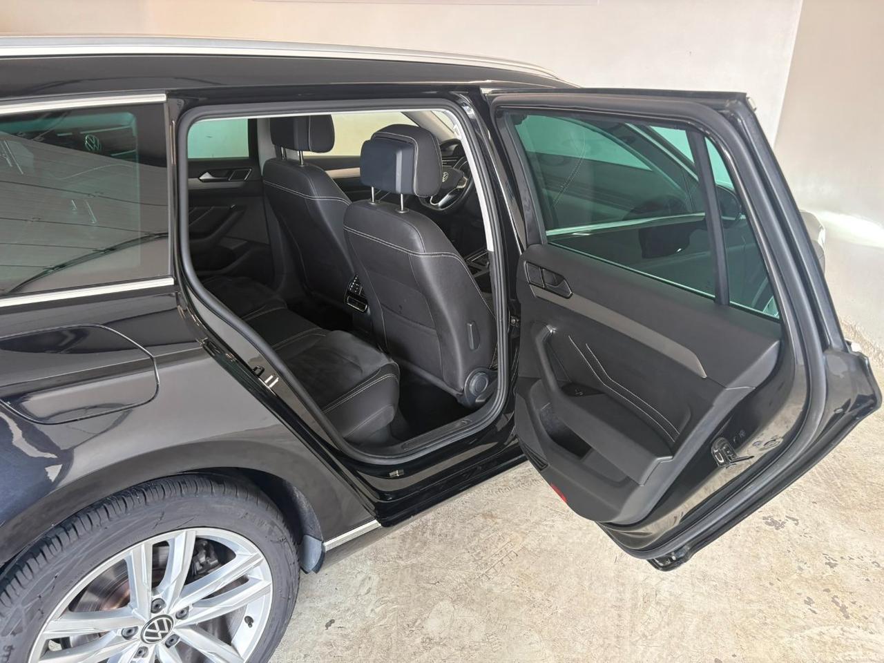 Volkswagen Passat Variant 2.0 tdi Executive 150cv dsg