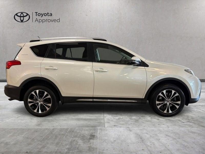 Toyota RAV4 2WD 2.0 D-4D (124CV) MT STYLE WHITE EDITION