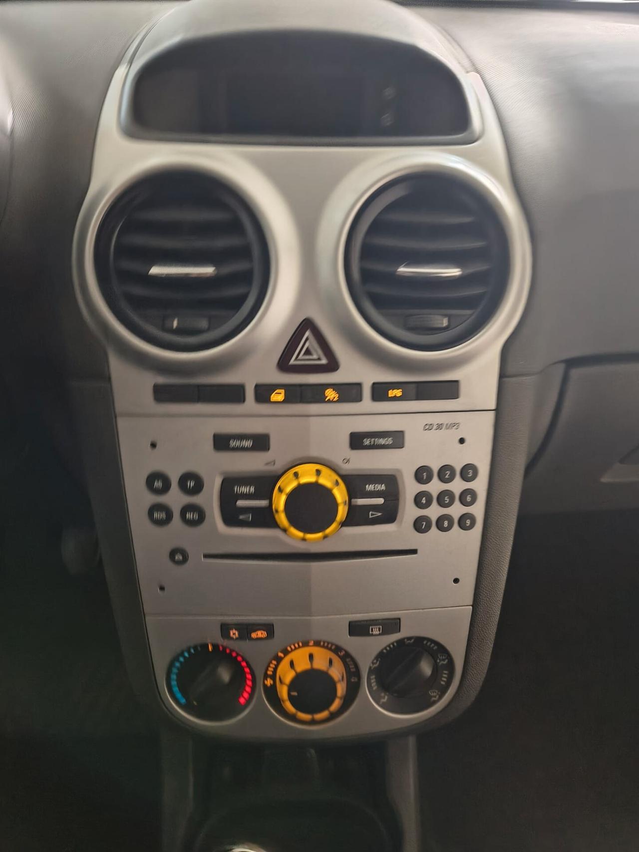 Opel Corsa 1.2 85CV 5 porte GPL-TECH Ecotec