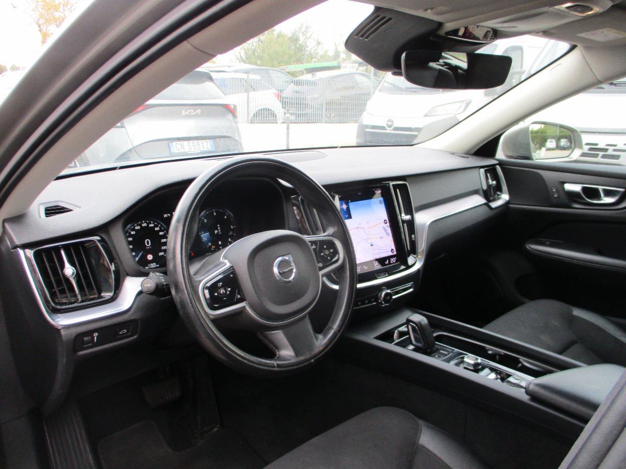 Volvo V60 Cross Country 2.0 b4 Business Pro AWD auto CarPlay/Camera/Portellone