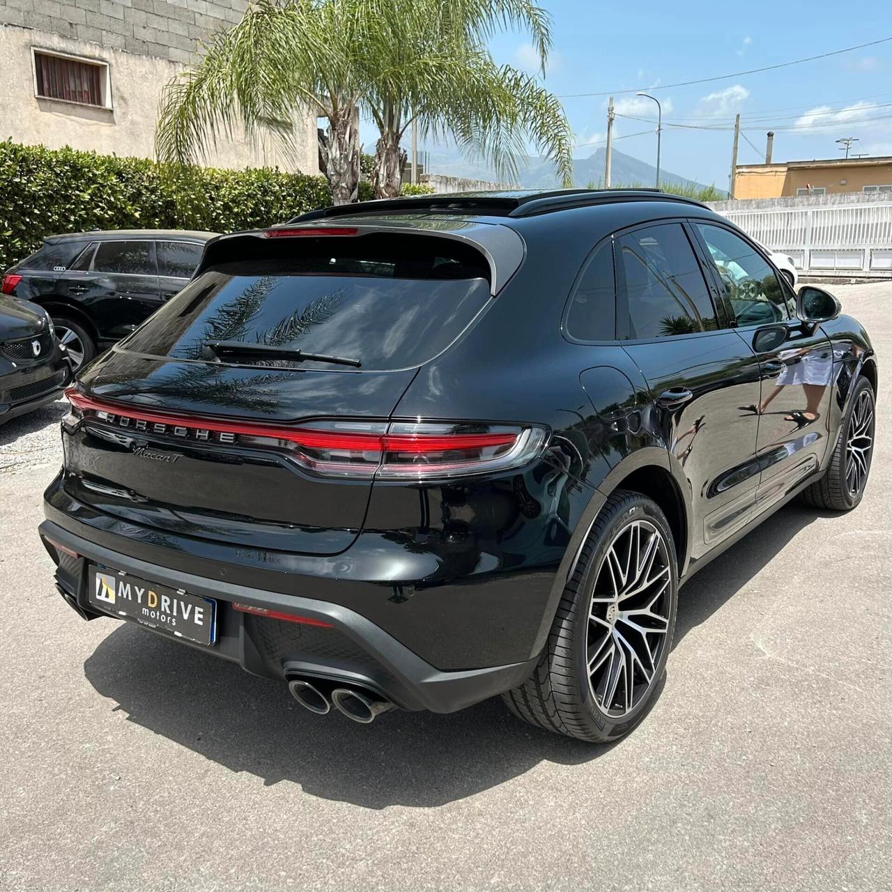 Porsche Macan 2.0 T - IPER FULL TETTO