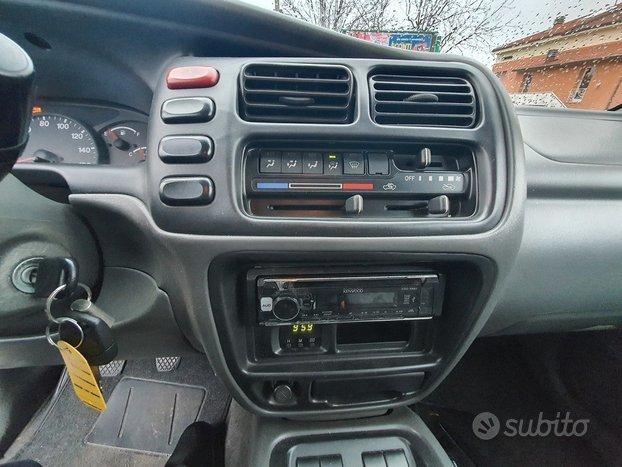 Suzuki Grand Vitara 1.6i 16V 4x4 3p. Cabrio GPL