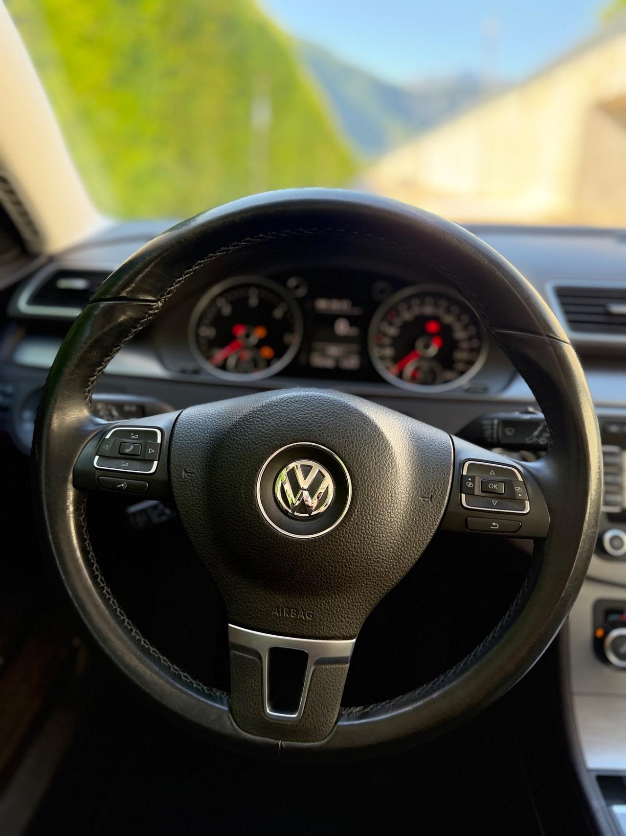 Volkswagen Passat 2.0 TDI 140cv
